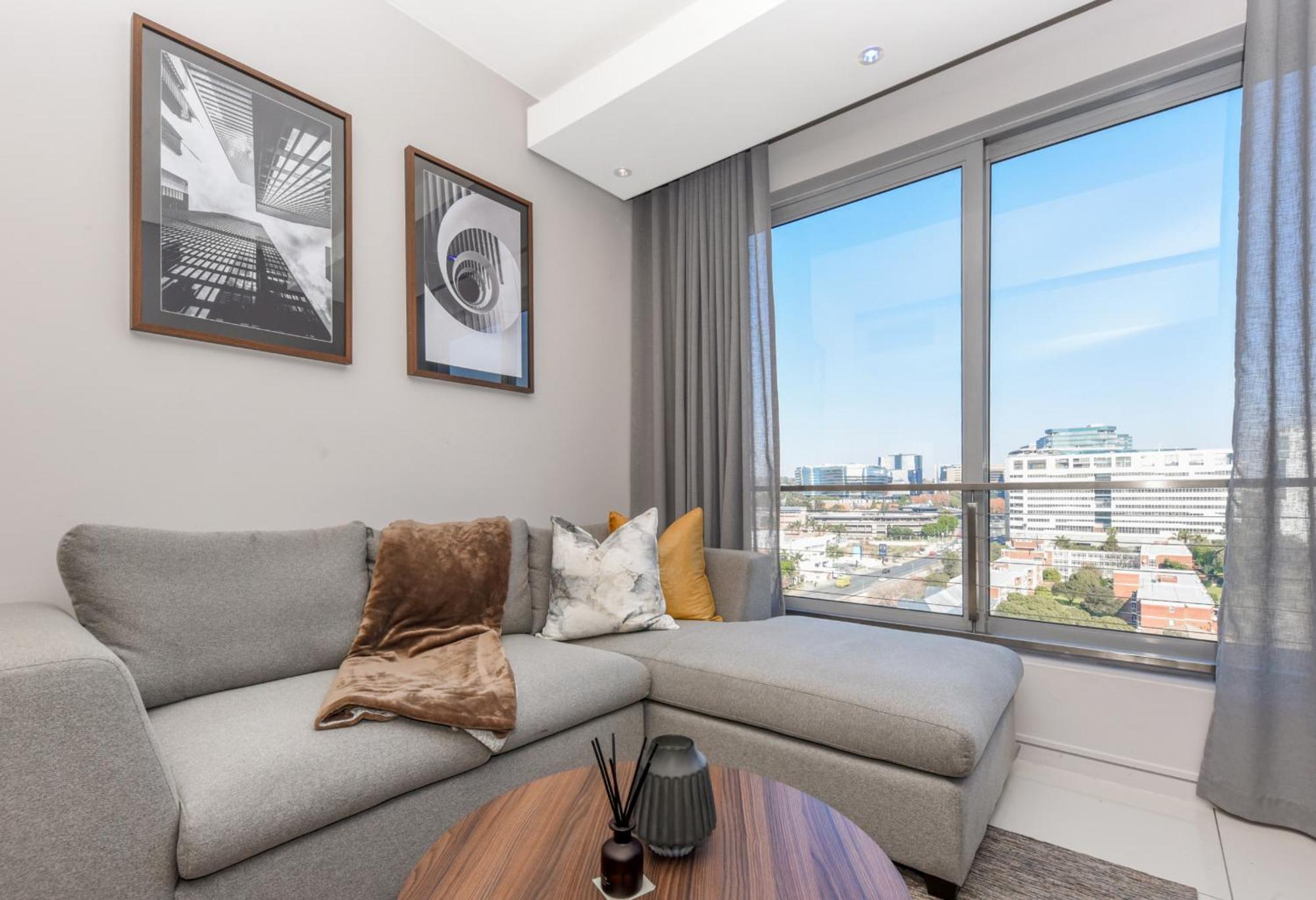 Apartment Chic In 5 Star Johannesburg