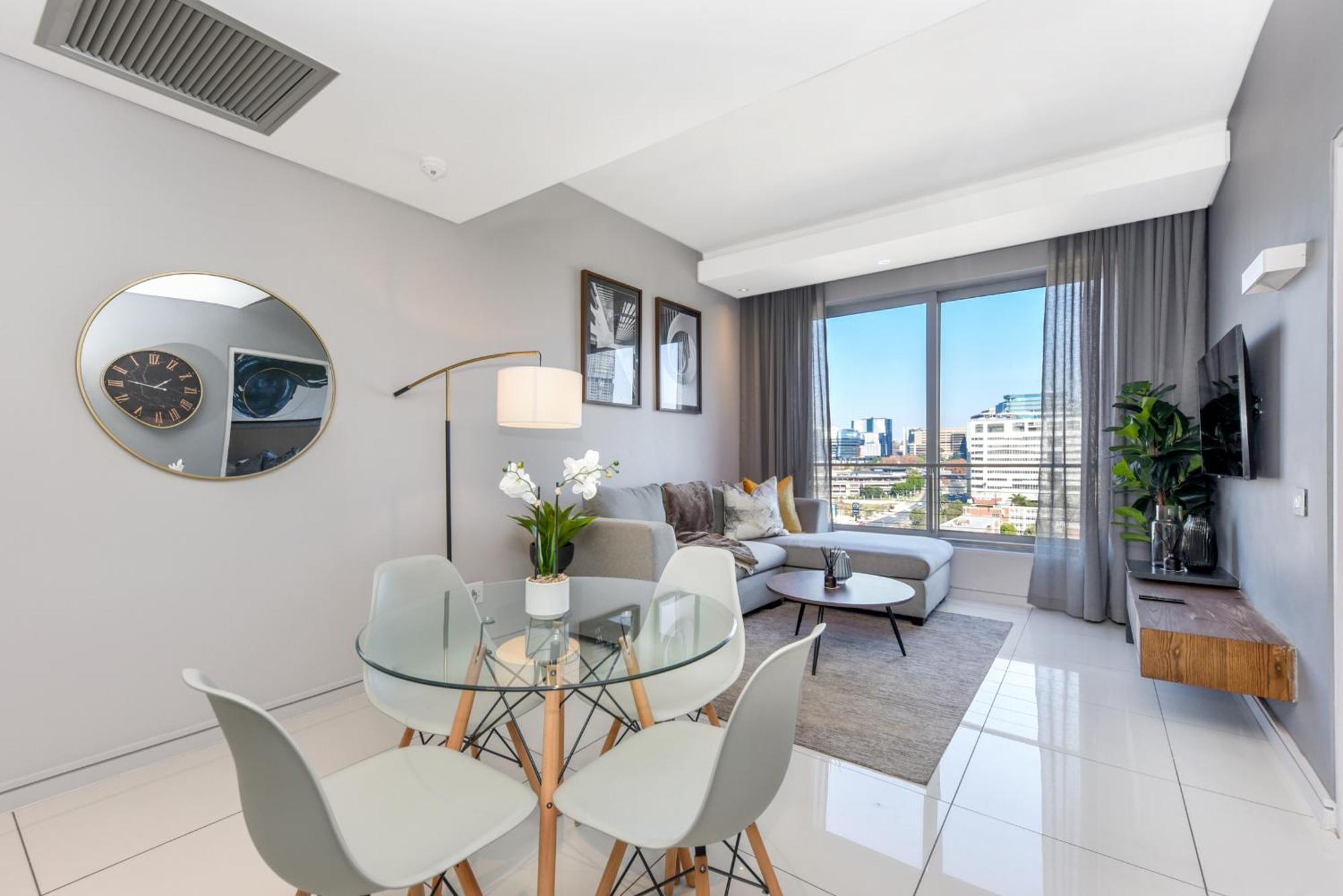 Chic In 5 Star Apartment *